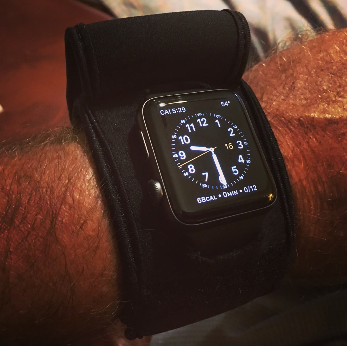 Black WATCH-ET with Apple Watch