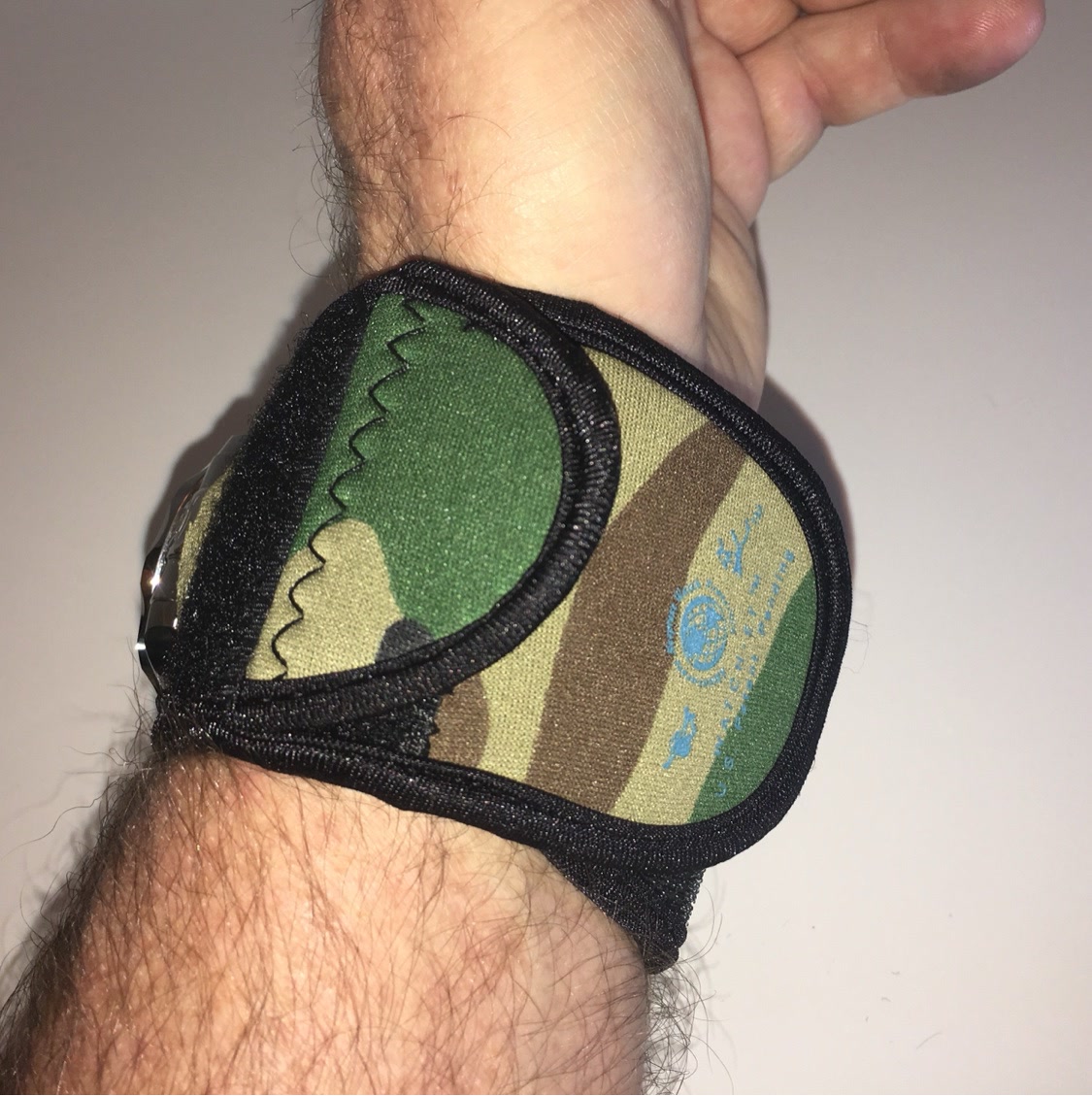 Camo WATCH-ET, palm-side view with flap open
